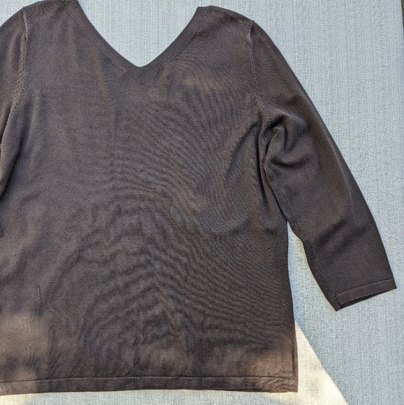 Ann Taylor double V-neck lightweight brown sweater - Picture 6 of 11